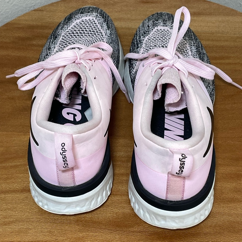 Women’s Nike Odyssey React Flyknit 2 Size 7 'Barely Rose' AH1016-601 - Picture 9 of 15